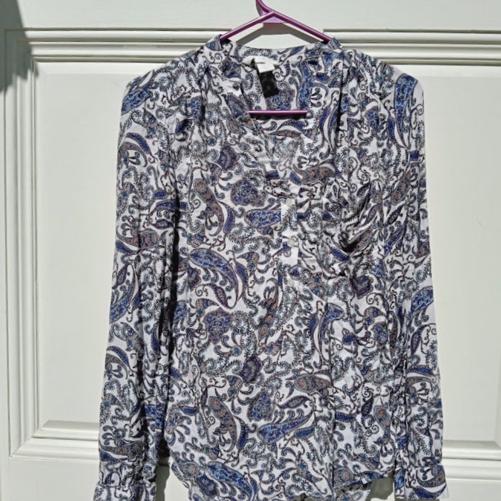 White/Paisley-Patterned V-Neck Blouse - Women's US Size 2